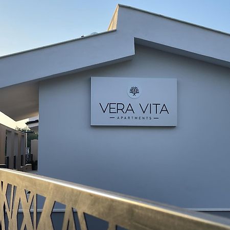 Vera Vita Apartments Skala Rachoni  エクステリア 写真