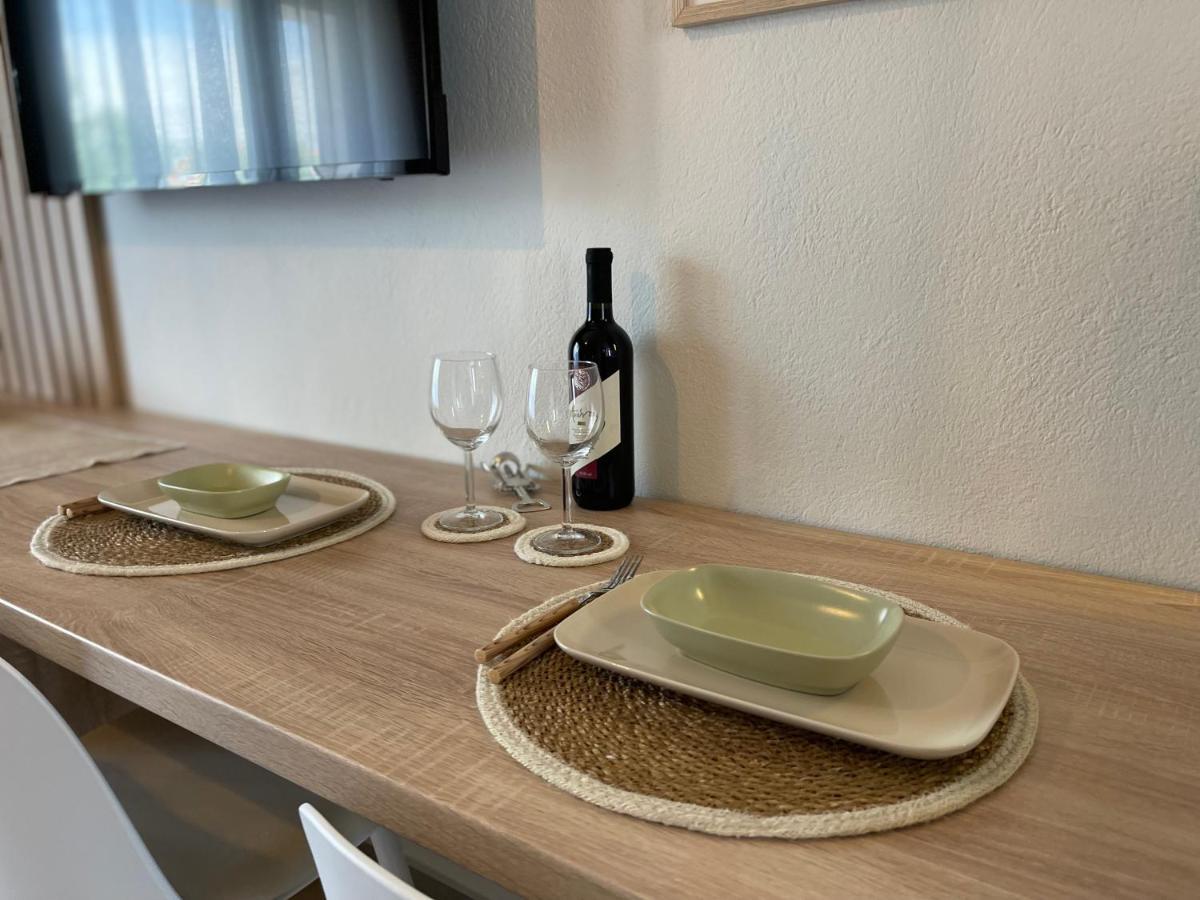 Vera Vita Apartments Skala Rachoni  エクステリア 写真
